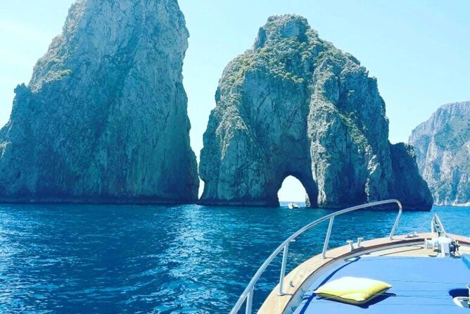 Capri Private Boat Stress Free Tour from Naples or Sorrento - Marina Grande: the quick landing at Capri