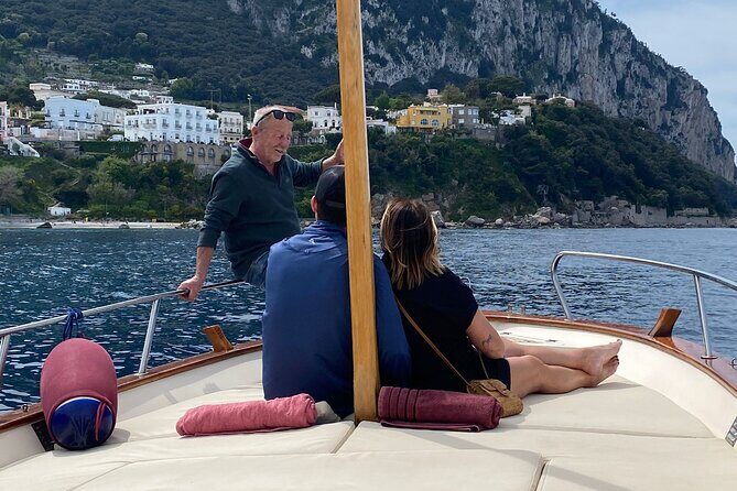 Capri Private Boat Tour from Capri (3 Hours) with Blue Grotto - Drinks, Photos, and the Skipper’s Commentary: How the 3 Hours Feel