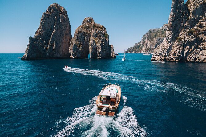 Capri Private Boat Tour from Sorrento, Positano or Naples - Gozzo F.lli Aprea 36 - Why this Capri day feels different from group tours