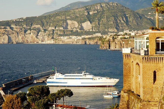 Capri Private Boat Tour from Sorrento, Positano or Naples - Yacht Klase 50 - Key Things to Know Before You Go