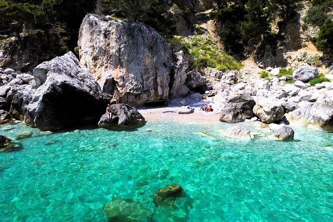 Capri Secret Corners Experience - Green Grotta and White Grotta: photo-distance stops that still deliver