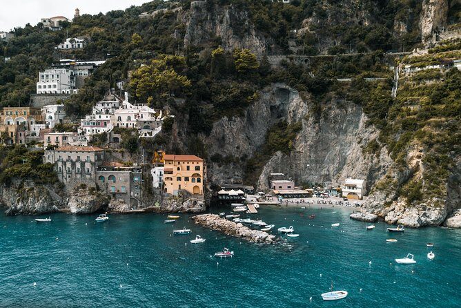 Capri to Amalfi Coast Private Boat Excursion - Onboard comfort and what’s actually included