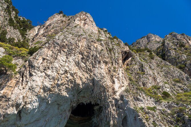 Capri Tour from Pompeii, Vico Equense & Castellammare di Stabia - Crowds and seasickness: your two risk factors