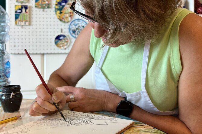 Ceramic Class in Positano 2 hours workshop - Getting to Ceramica Assunta Positano: Meet on Viale Pasitea