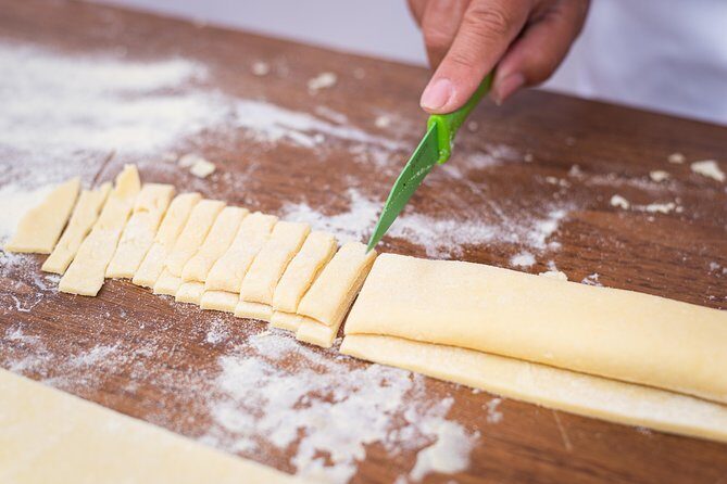 Cesarine: Pasta and Tiramisu class in Ischia - Pasta and tiramisù in a local Ischia home