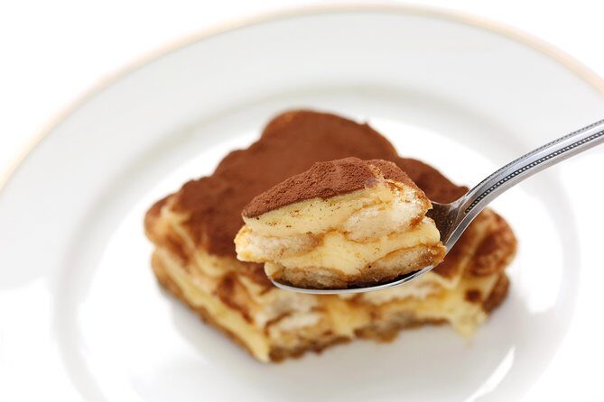 Cesarine: Small Group Pasta and Tiramisu Class in Sorrento - Meet your Cesarine and learn how locals time dinner