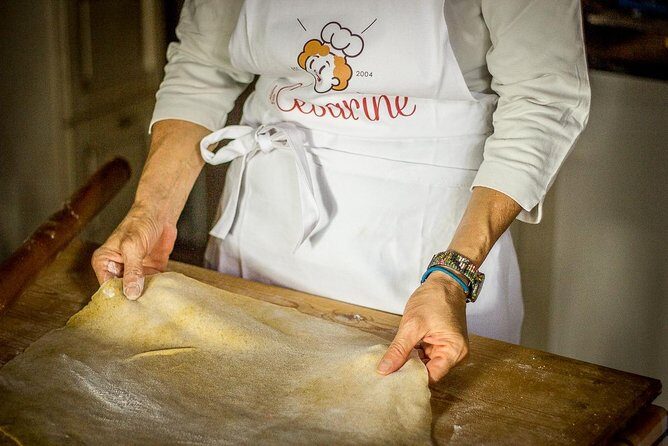 Cesarine: Small group Pasta Class at Local's Home in Sorrento - Small group size in a home: why up to 8 is the sweet spot
