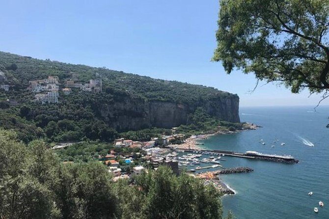 COASTAL SHARING TOUR [english driver available] - POSITANO, AMALFI, RAVELLO LUNCH - The Ride Itself: Comfort, Parking, and English Commentary