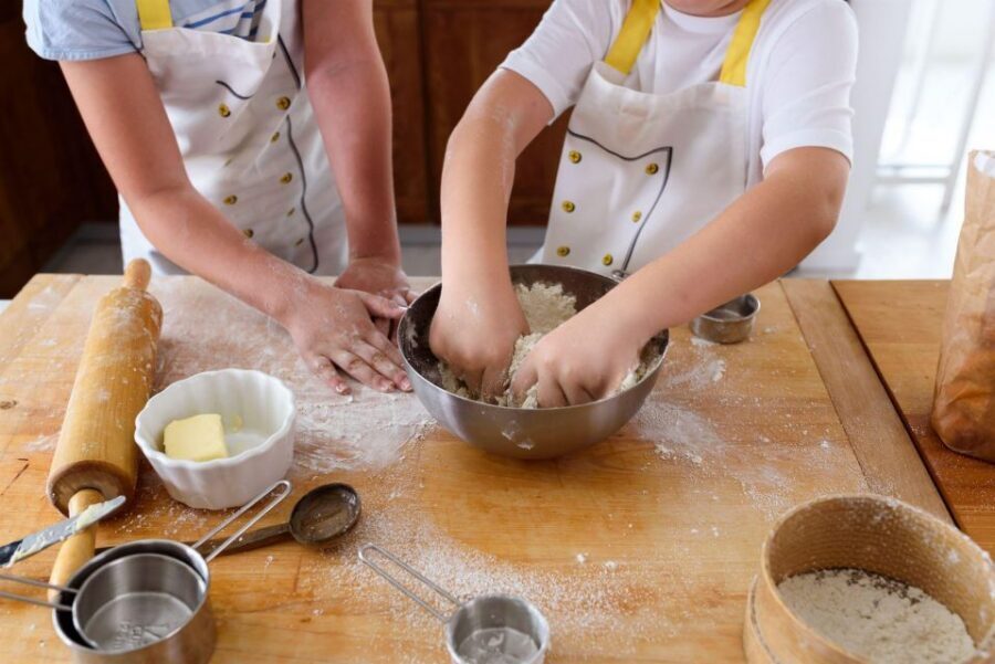 Cooking Lesson: Neapolitan pasta homemade - Welcome Bites and the “Why” Behind Naples Ingredients