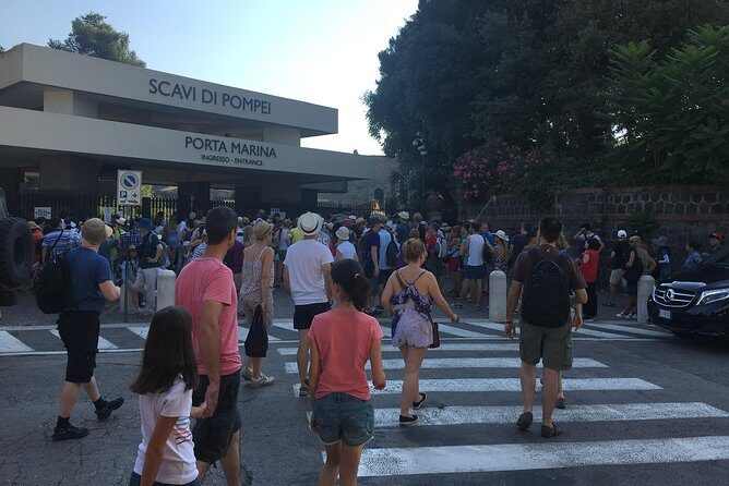 Daily Excursion Full Day 8 Hours ( Vesuvio Pompei) - The full-day timeline, in plain terms