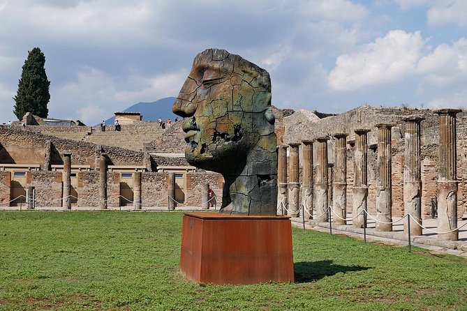 Day Trip to Capri, Sorrento and Pompeii from Rome - Getting back to Naples and choosing the right train