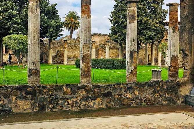 Day trip to Pompeii from Naples - Price and value: is $26.65 really a deal?