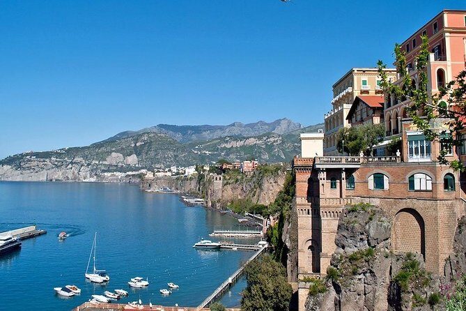Daytrip from Naples port to Pompei, Sorrento & Positano - How this Naples cruise day tour actually saves your time