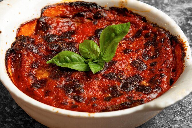 Dinner or Lunch in Sorrento with Chef Carmen - Pasta mains in Sorrento mode: gnocchi with mamma meatballs and ravioli caprese