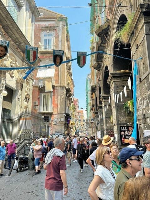 Discover Naples: Guided 3-Hour Walking Tour Through Naples - Language and guide style: what you can expect from Mondo Guide srl