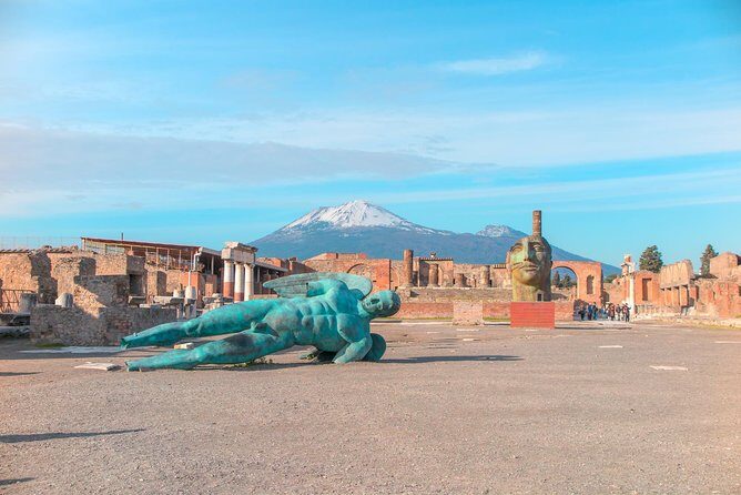 Discover Pompeii on this Guided Walking Tour of the Buried City - Pompeii Archaeological Park: learning how the city was built on volcanic ground