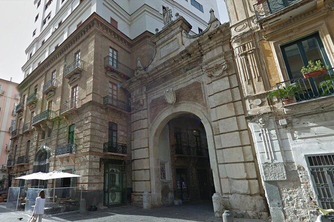 Discover Salerno: Walking Tour with an Expert Local Guide - Walking tour basics: what you’re really buying for $42.17