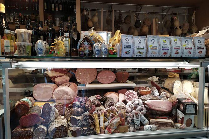 DISCOVER SORRENTO, food &Walking tour . Lemons-cheese&olive oil - Olive oil education and tasting: how to taste like a local