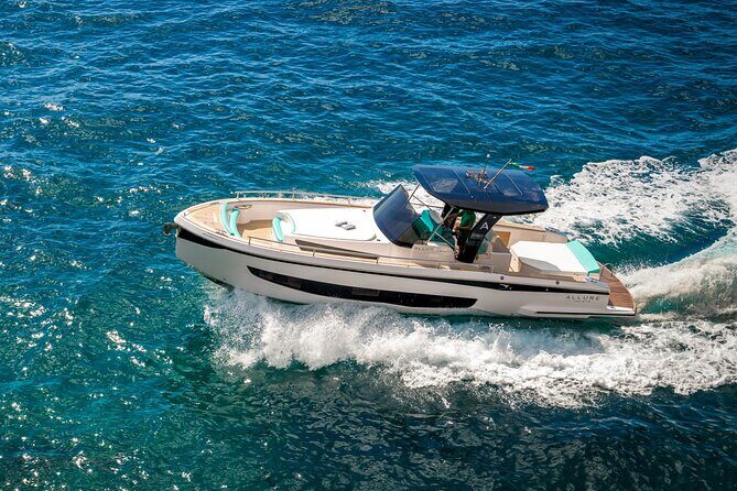 Discover the Amalfi coast between traditions, flavors and colors with a private tour - On-Board Comfort: Snorkeling Gear, Restroom, WiFi, and the Snack Cabinet
