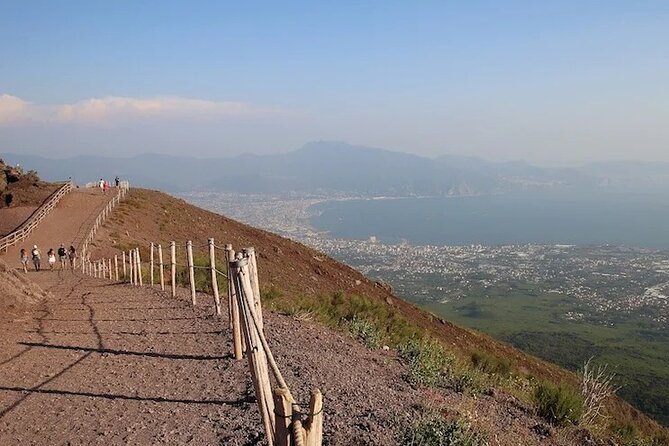 Discovering the Vesuvius - VIP tour / Small group - Should you book the Discovering the Vesuvius VIP tour?
