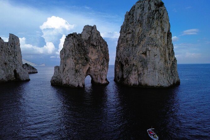 Dolce Vita Private Sea Escape - The Route: A Classic Capri Loop With Real Photo Time