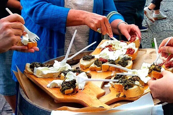 Eating Naples Street Food Tour with Guided Tasting and Sightseeing - Piazza del Gesù Nuovo: the finish line with a big landmark