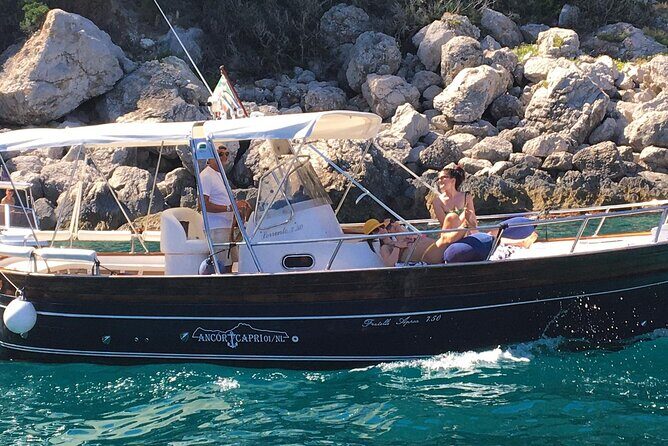Exclusive Boat Tour to Capri with Swim Stop and Aperitif - Why a private gozzo cruise beats doing Capri by foot