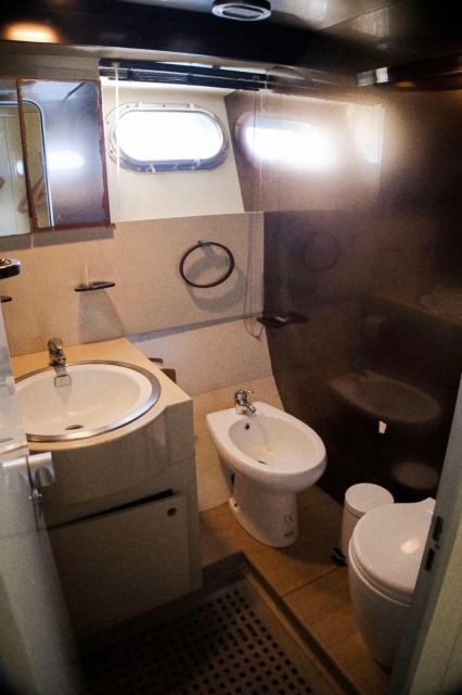 Experience Luxury at sea: Rent your yacht - Price and Value: Luxury at Sea Without Wasted Time