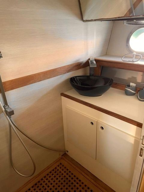 Experience Luxury at sea: Rent your yacht - Choosing Your Gulf Route: Capri, Ischia, Procida, or the Amalfi Coast