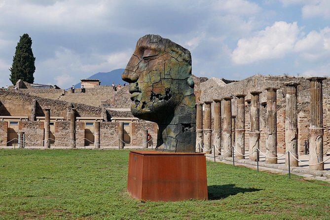 Explore Pompei Ruins with your Private Archaeologist - A practical tip for getting to Pompeii from Naples