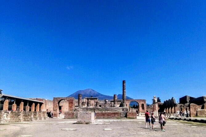 Exploring Pompeii - A focused Pompeii visit in just 2 hours