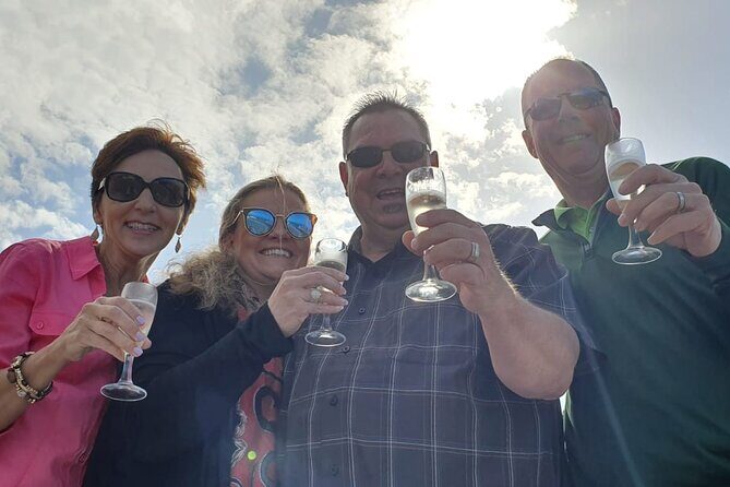 Family or friends Transportation Service for the Experiences - What You Really Get: A Driver-Led Amalfi Coast Wine-Tour Transfer