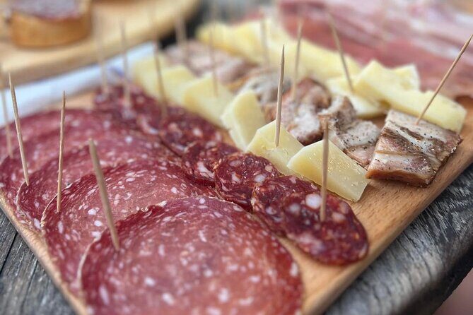 food Tour in the Spanish Quarter of Naples - First stop: a salumeria built around cured meat and aged cheese