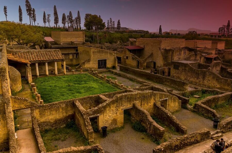 From Amalfi Coast: Pompeii Herculaneum skip-the-line - Pompeii: A Commercial City Frozen by 79 A.D.