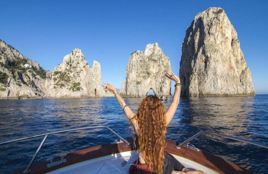 From Amalfi: Li Galli and Capri Islands Boat Tour - Faraglioni near Capri: swimming and snorkeling with the island’s symbol