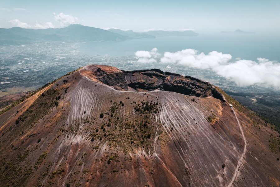 From Amalfi: Pompeii and Mount Vesuvius Private Day Trip - The Trip Structure: Guided Ruins, Then a Volcano