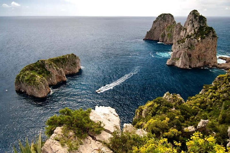 From Capri: Highlights Tour with Chairlift Ticket - Lunch time: what’s included and what you choose