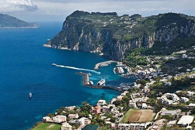 From Capri Semi-Guided tour of island at Pier 23 at 10,20 - Meeting-day tips: avoid the delays that hurt most