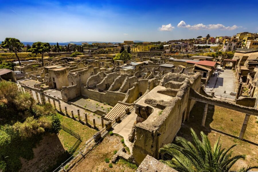 From Naples: Archeological day to Pompeii and Herculaneum - Using the audio guides effectively (and what to do if the controls feel fiddly)
