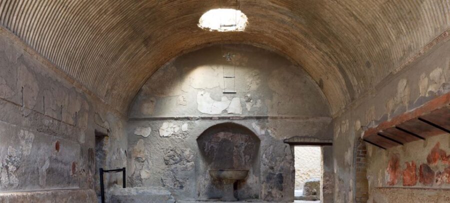 From Naples: Herculaneum, Vesuvius, and Pompeii Trip - Herculaneum: the “less chaotic” eruption site