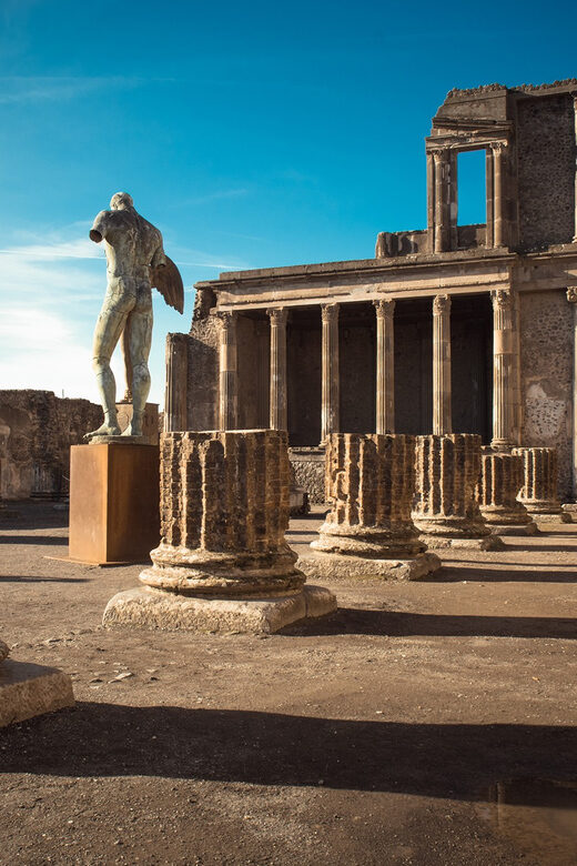 From Naples or Pompeii: Pompeii Skip-the-Line Entry and Tour - Guide or Audio Guide: Language Can Make or Break the Experience