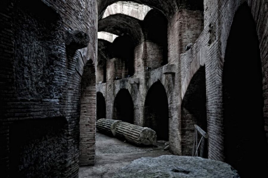 From Naples: Phlegraean Fields 5-Hour Fiat 500 or 600 Tour - Volcanic lakes and Monte Nuovo: why Campi Flegrei feels different