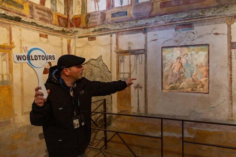 From Naples: Pompeii Private Tour with Transfer and Guide - Why Pompeii feels like a time machine, and why this tour style works