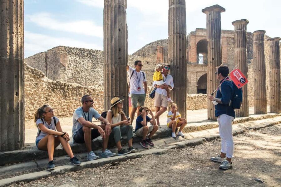 From Naples: Pompeii Skip-the-Line Guided Tour - Baths, the Lupanare, and Street Food: Roman Daily Life in Plain Sight