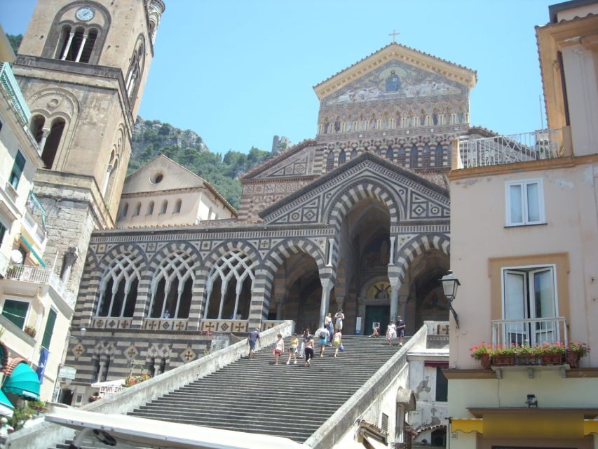From Naples: Private Tour to Positano, Amalfi, and Ravello - Private Minivan From Naples: How the Day Stays Easy