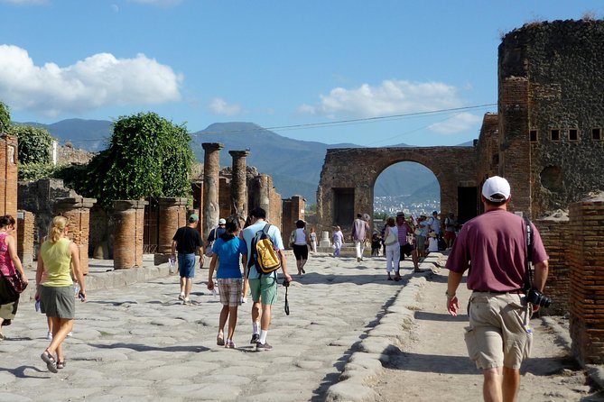 From Naples: Skip the Line Pompeii Guided Tour – Small Group - Headsets, Keeping Up, and Getting Clear Audio