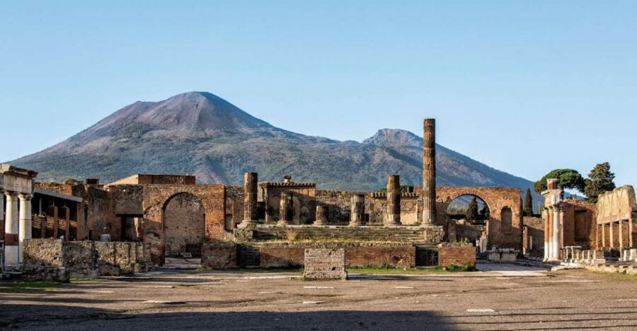 From Naples: Transport to Sorrento with Stop in Pompeii - Continuing to Sorrento: why the Pompeii stop sets up the mood