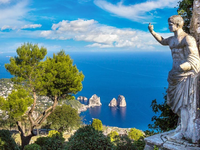From Pompei: Capri shared tour - Pompeii meeting point to Capri start: the ride begins easy