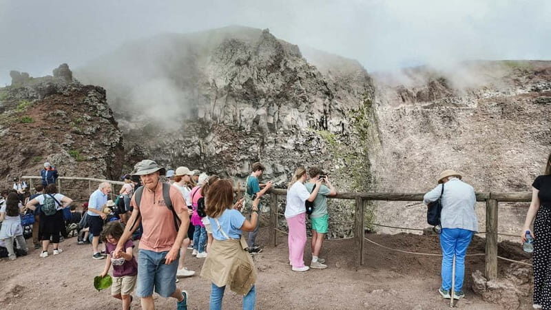 From Pompeii: Mount Vesuvius with bus, ticket and audioguide - The return trip: 45 minutes back to Hotel Vittoria
