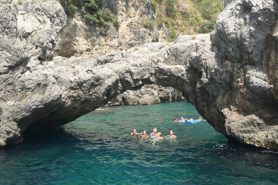 From Positano: Amalfi Coast Boat Tour - Getting onto the boat: the Positano pier day starter